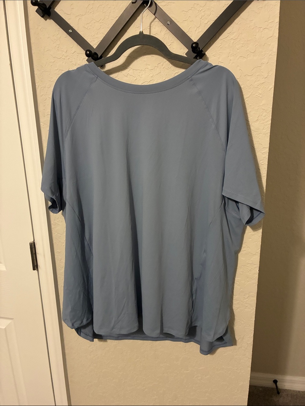 Light Blue Women's Relaxed Short Sleeve Top